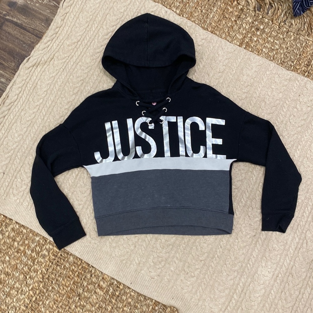 girls cropped hoodie!